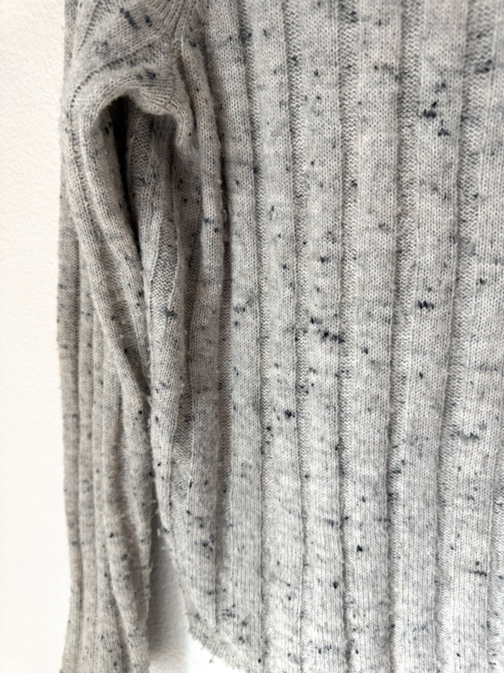 Madewell Donegal Evercrest Coziest Yarn Turtleneck Sweater - Small - GUC - Picture 5 of 11